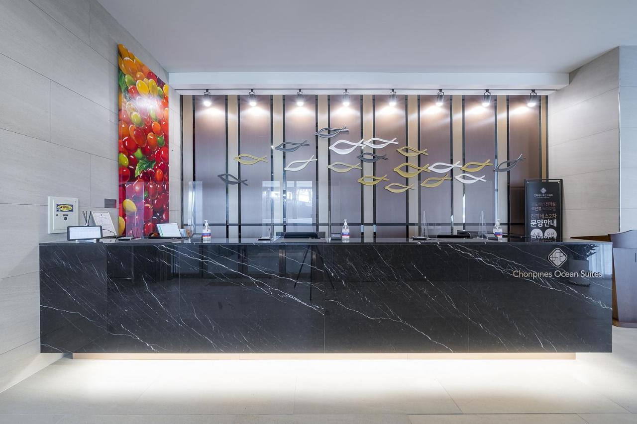 Gangneung Chonpines Ocean Suites Hotel Экстерьер фото