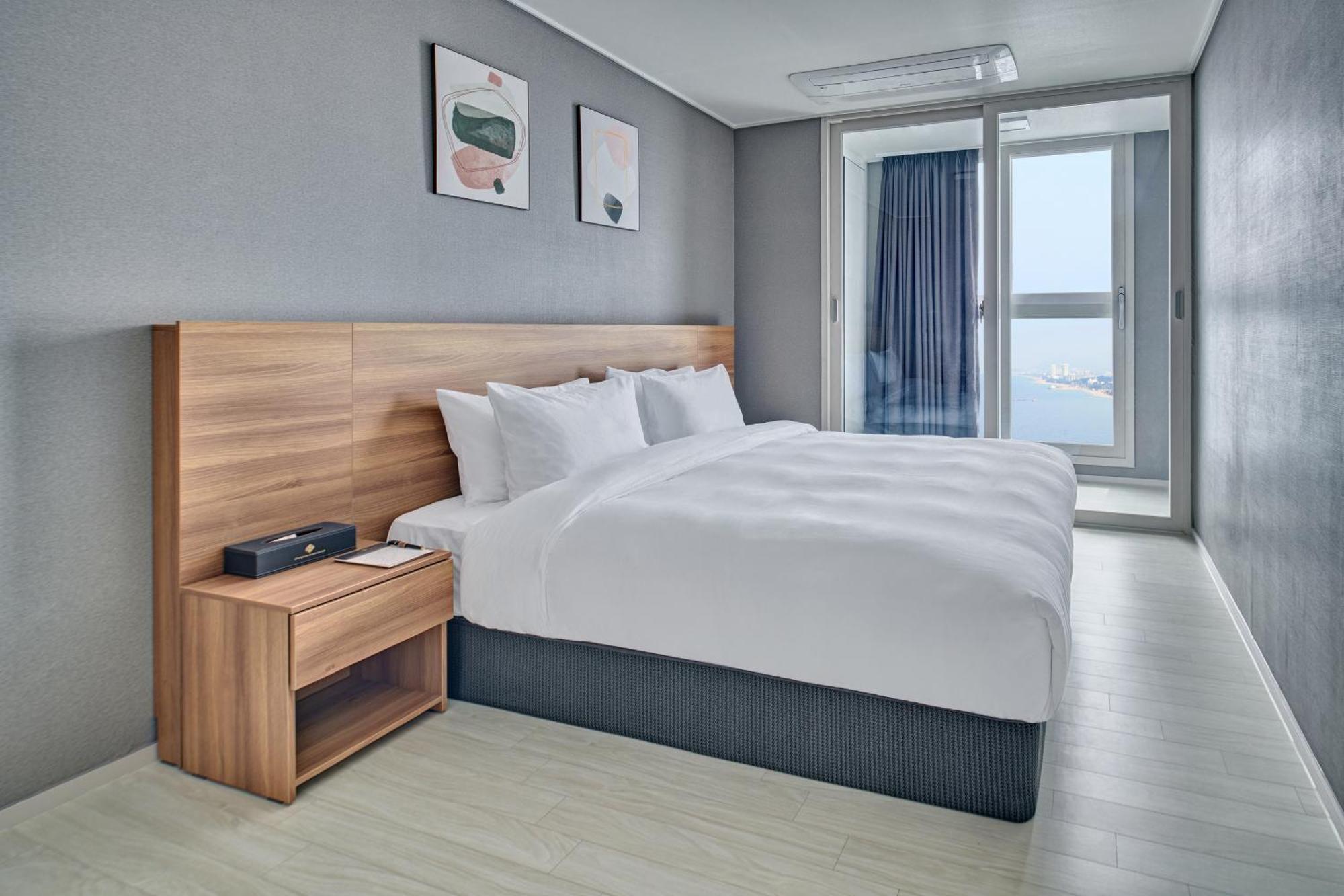 Gangneung Chonpines Ocean Suites Hotel Экстерьер фото