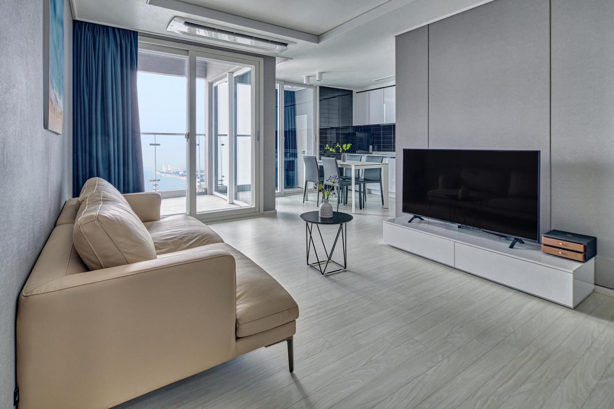 Gangneung Chonpines Ocean Suites Hotel Экстерьер фото